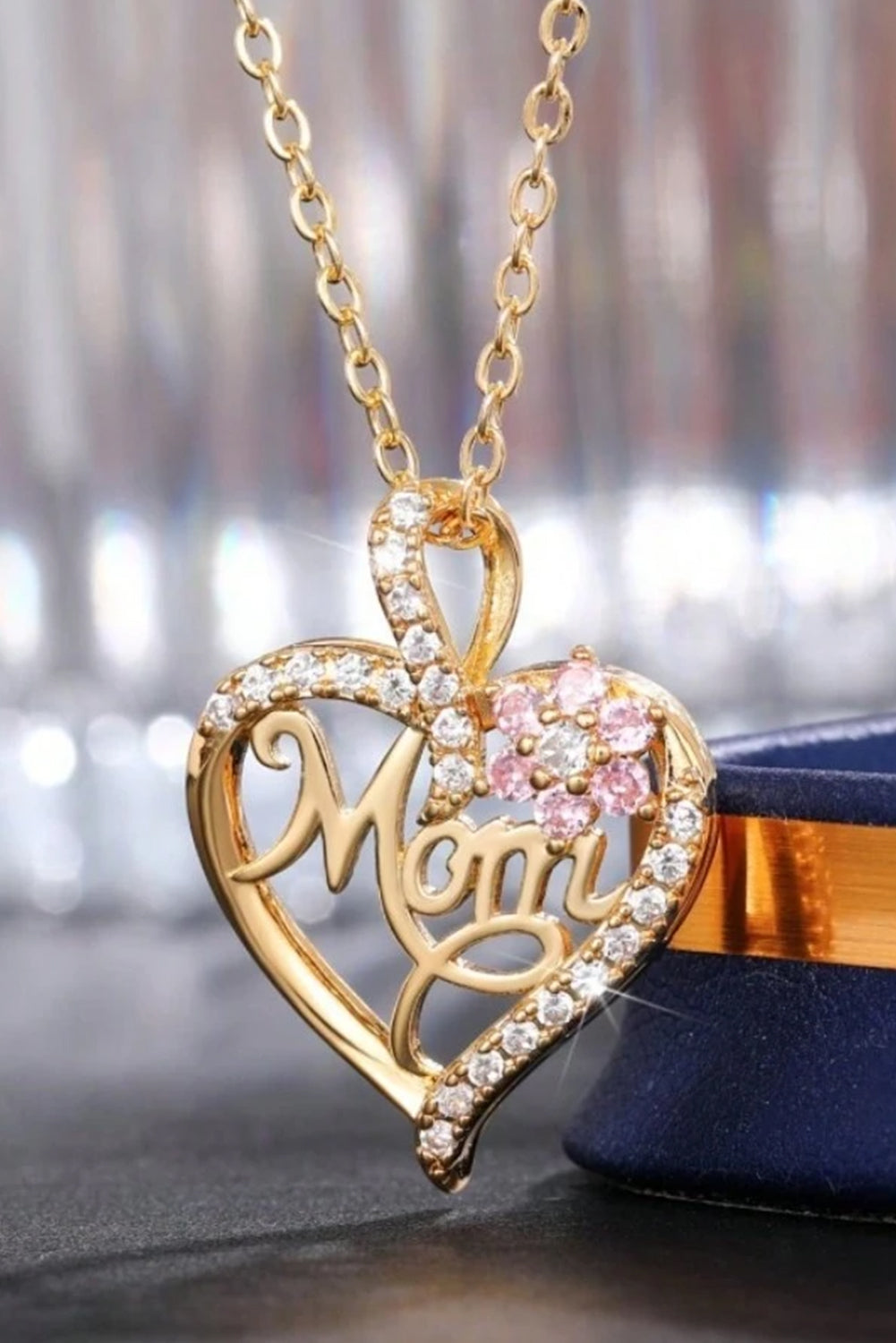 Gold Mom Rhinestone necklace with flower and hollow-out heart design